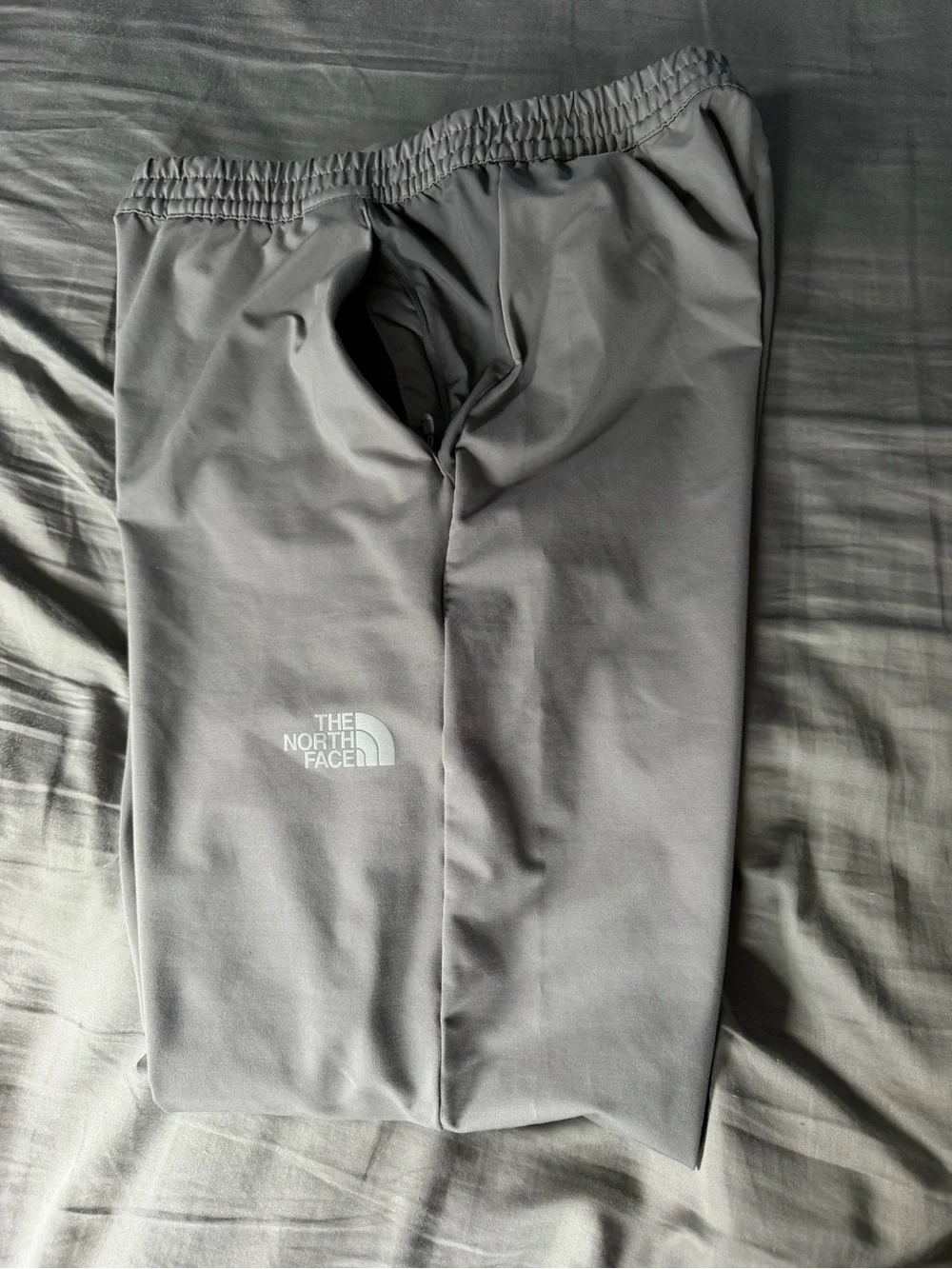The North Face Men's Light Gray Jogger Sweatpants